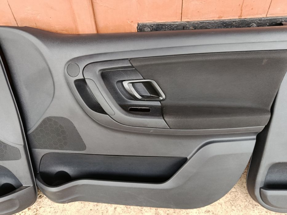 Дверні карти skoda fabia універсал