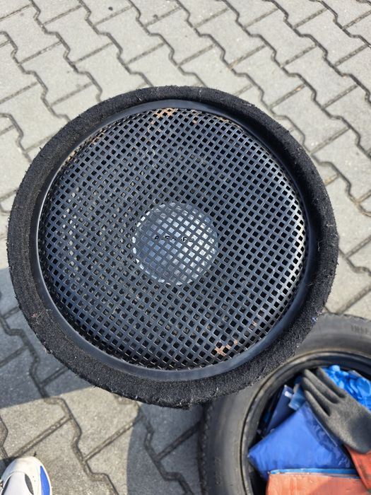 Tuba basowa subwoofer Alphard 30