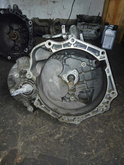 МКПП (механічна коробка перемикання передач) 6-ступка