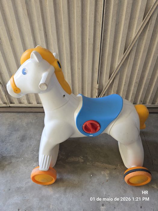 Cavalo baloiça chicco
