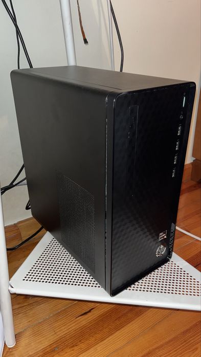 DESKTOP GAMING HP + 2 ECRAS + TECLADO + RATO