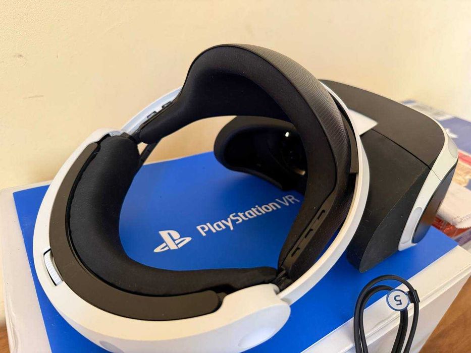 Шлем виртуальной реальности Sony PlayStation 4 VR