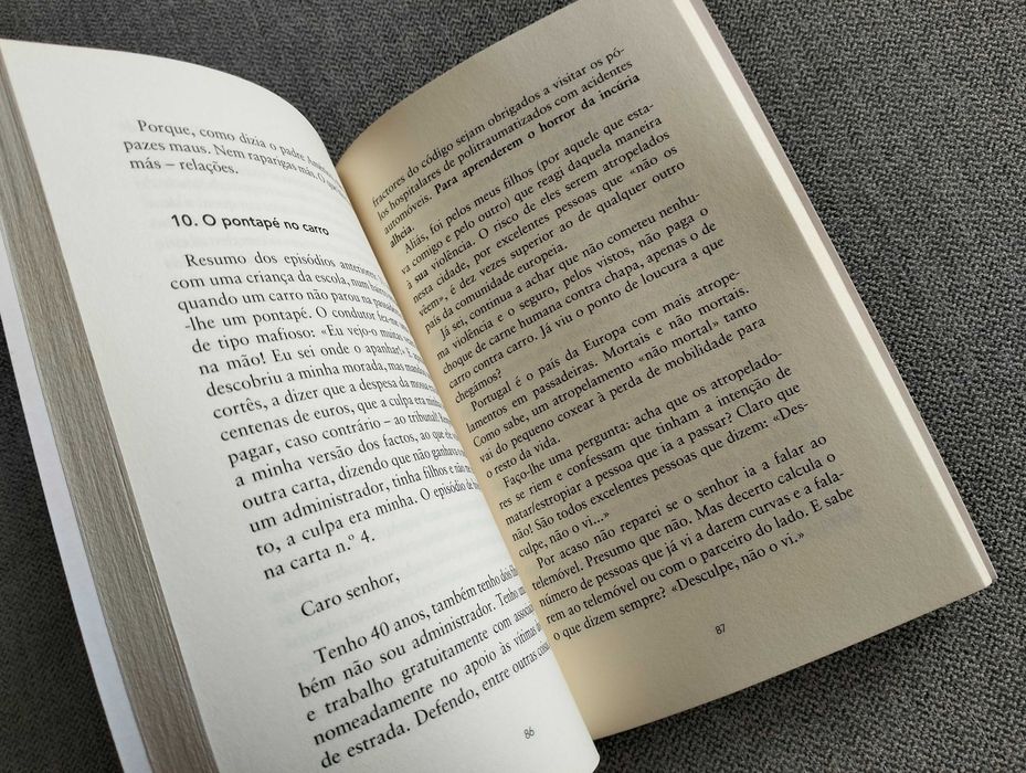 Livro "Luto pela felicidade dos portugueses" de Rui Zink