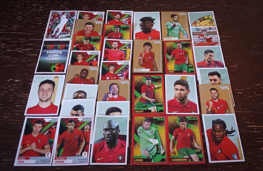 Cromos FOME DE VENCER Mundial 2022 - Continente/Panini