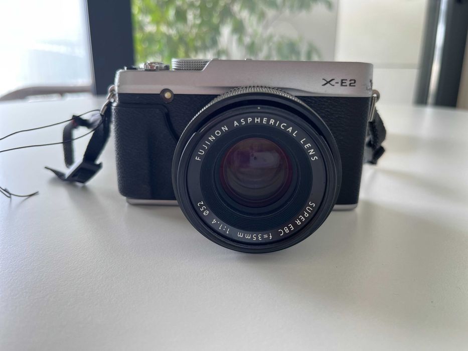 Fujifilm E-X2 + Fujinon XF 35mm F1.4
