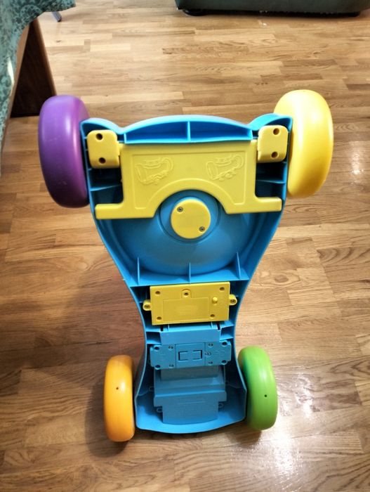 Продам машинку каталку прыгунок playskool hasbro