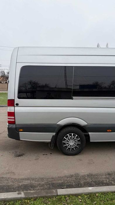 Продам Mercedes Sprinter 8+1