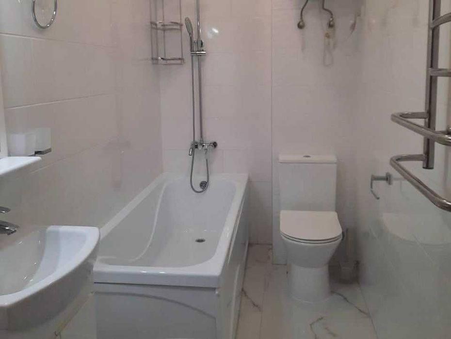 Квартира.  Погодинно . Подобово. Власник, центр міста.