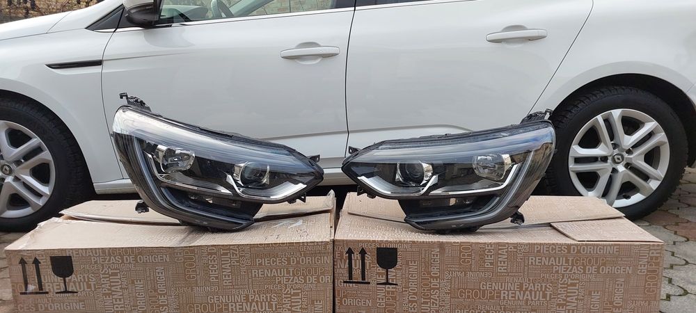 Фари на Renault Megane IV  2016-2021 р Оригінал