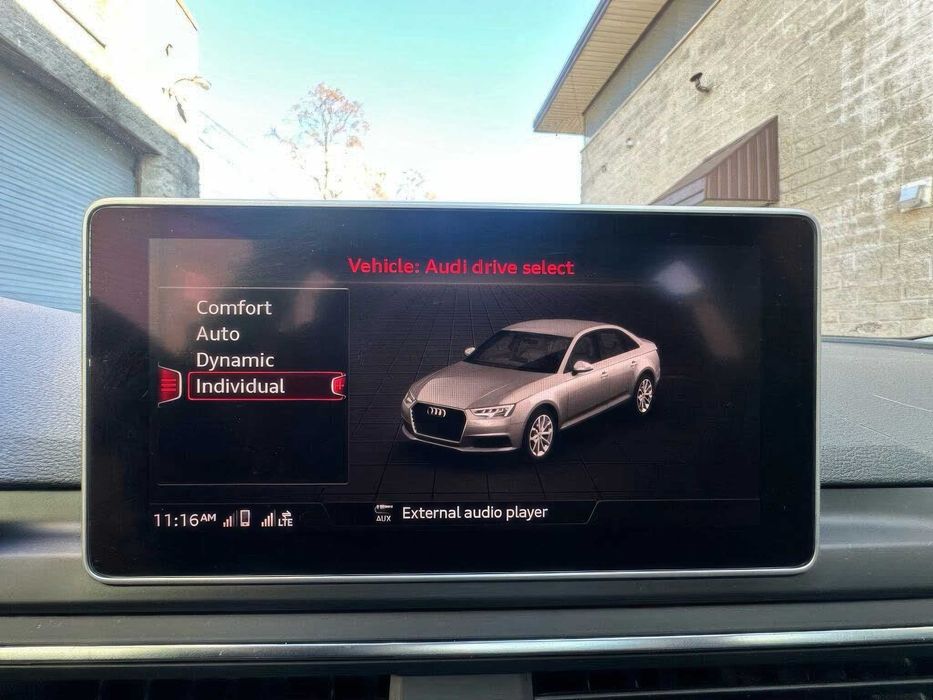 Audi A4 quattro Premium Plus      2017