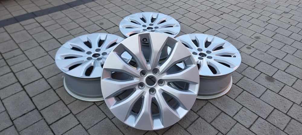Felgi 18" Aluminiowe Jaguar F-Face E-Pace oryginał czujniki