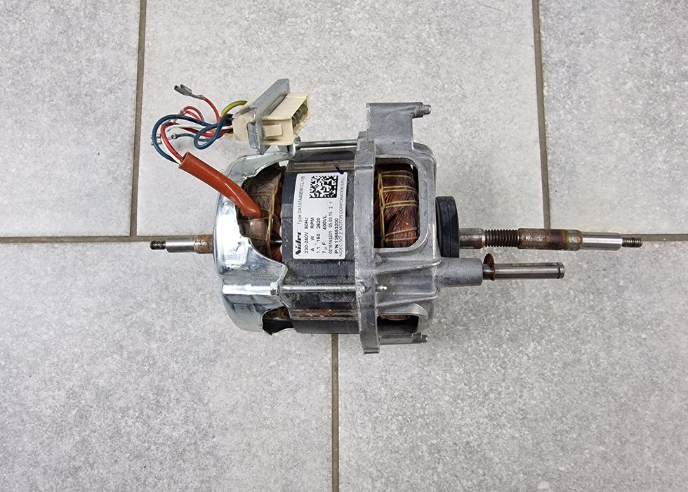 Двигуни ( мотори ) для сушильних машин