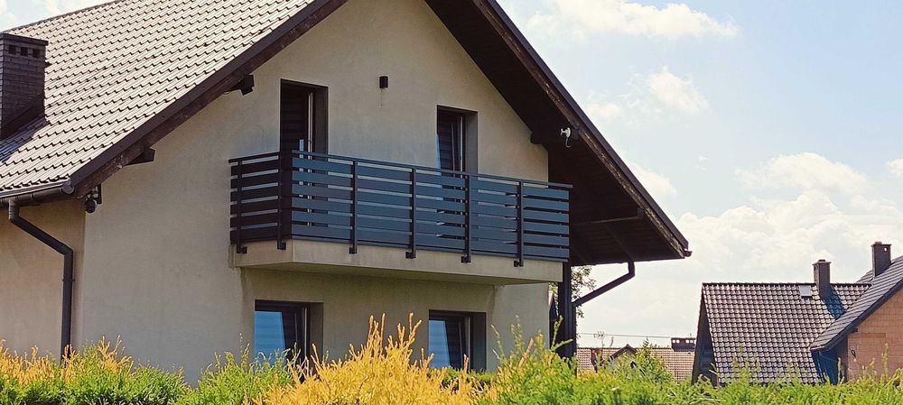 Balustrady metalowe i aluminiowe | Nowoczesny design | Montaż