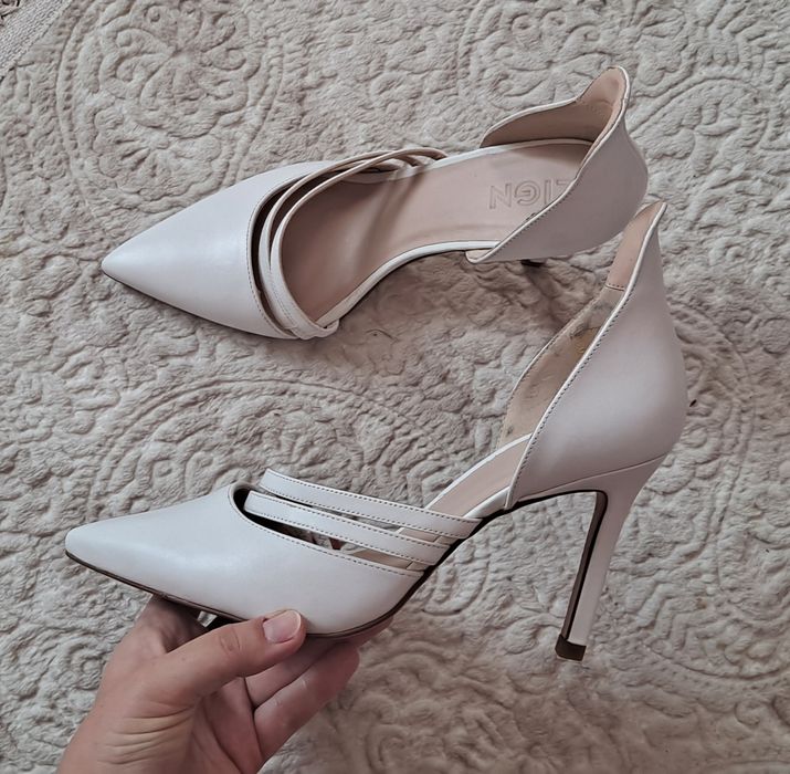 Szpilki białe weselne ślubne Zign skóra 39