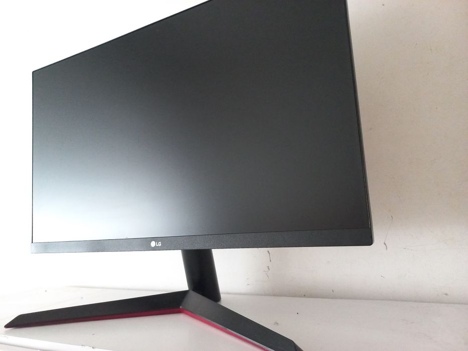 Monitor Gaming  LG 24 Polegadas HDMI e som  tela fina