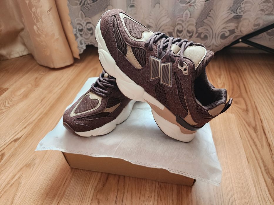 Кросовки  Stilli