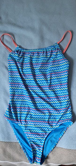 Dwa stroje pływackie plus gratis strój kąpielowy