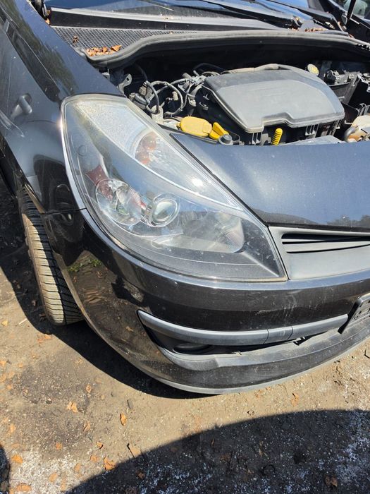 Lampa Prawa Renault Clio 3 III