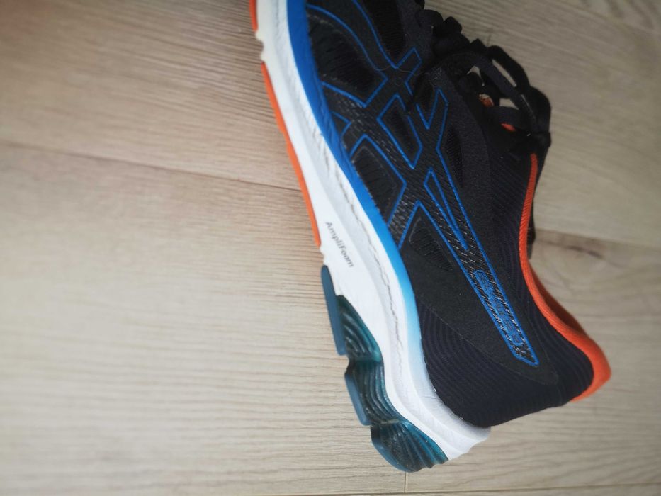Buty do biegania Asics Gel-Pulse 12, r. 41,5 - wkładka. 273mm