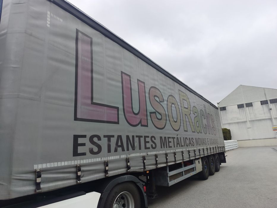 Semi reboque lona
