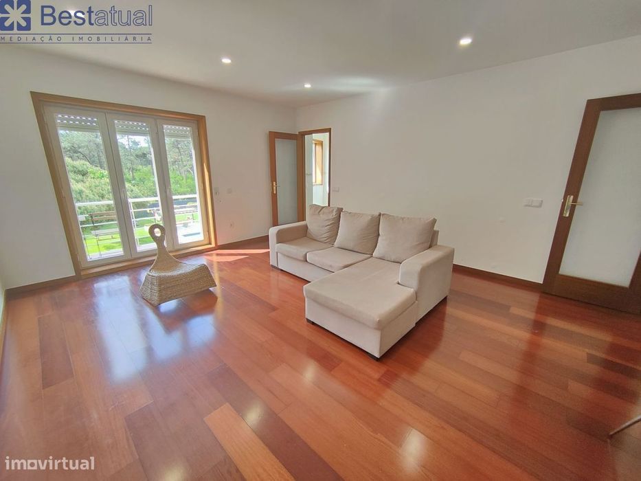 T2 Mobilado/Equipado-Cond. Fechado C/Piscina -Ofir