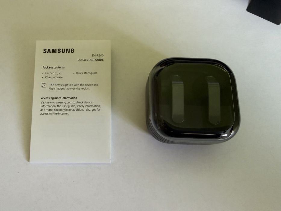 Samsung Galaxy Buds 4 sluchawki nowe