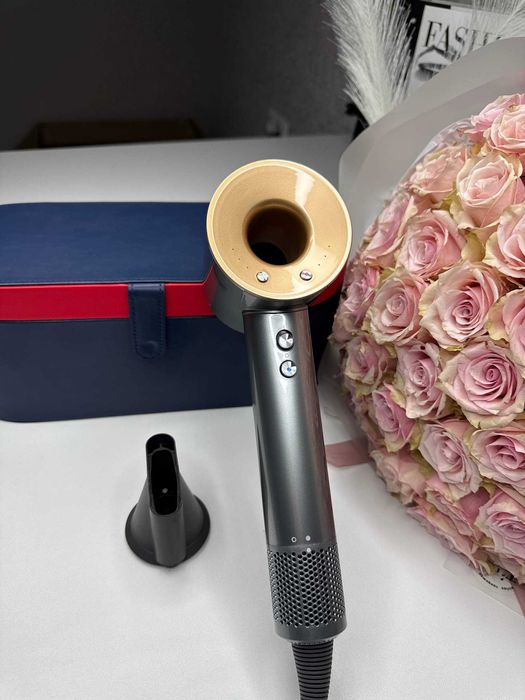 Фен Dyson Super Hair Dryer кейсом на 1 насадку