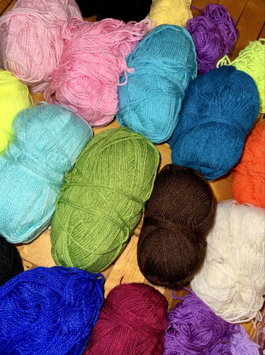 Пряжа, нитки акріл, напівшерсть