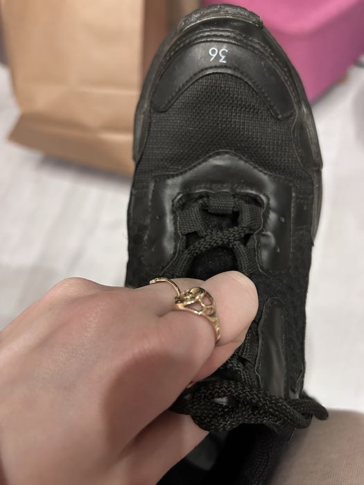 Buty  balenciaga  czarne  36