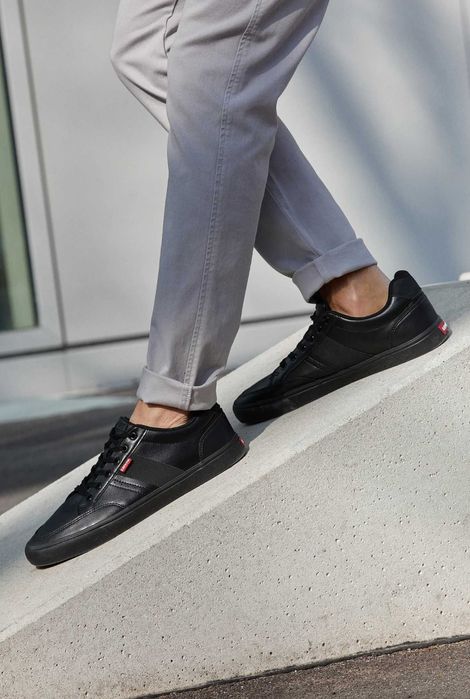 Levi's oryginalne czarne buty sneakersy super wygląd