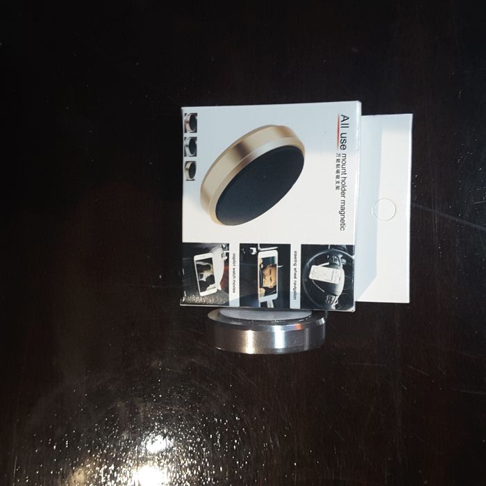 Suporte magnetico e mini tripe para telemóvel / smartphone NOVO