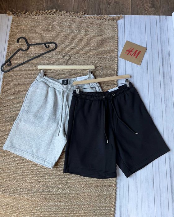 Шорти у чорному та сірому кольорі Regular Fit H&M Premium