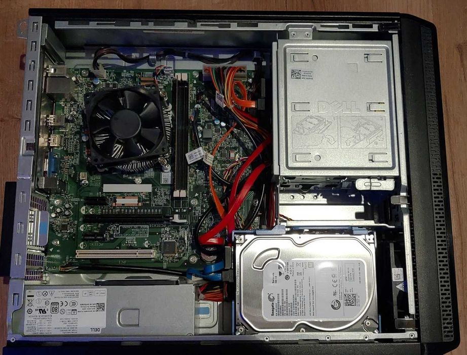 Komputer DELL Vostro 3800, Win11, stan bardzo dobry