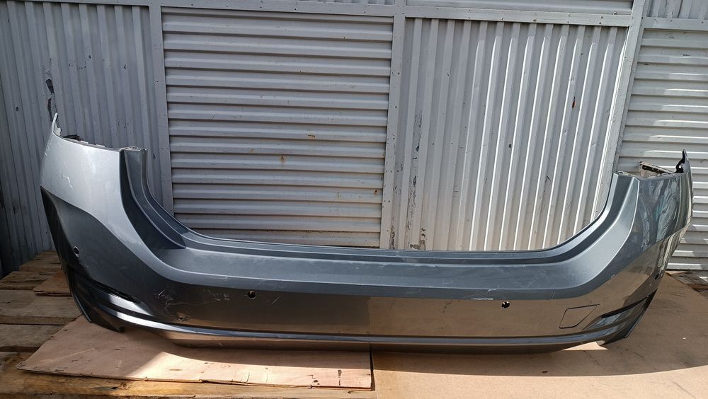 Vendo parachoque de trás BMW 3 series G21 LCi ano 2021/23