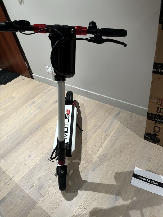 Hulajnoga Motus 8.5 pro lite