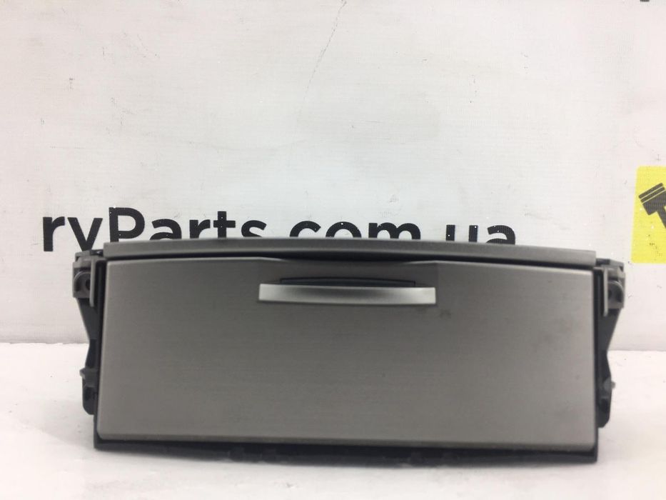 Бардачок SUBARU OUTBACK B14 2010-2014 (центр) 66120AJ030