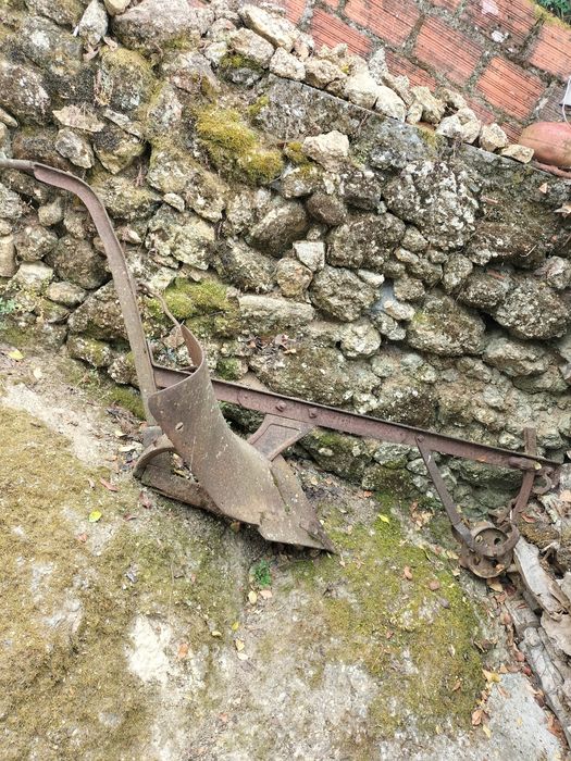 Charrua toda em ferro