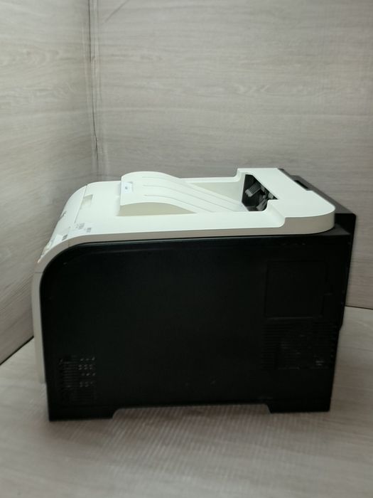 HP LaserJet Pro 400 Color Printer M451dn