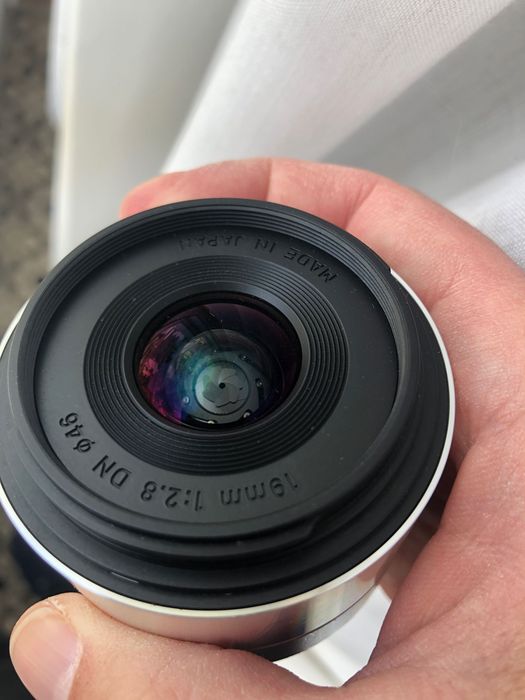 Sigma 19mm 2.8 - Art ( Sony e-mount) + Parasol