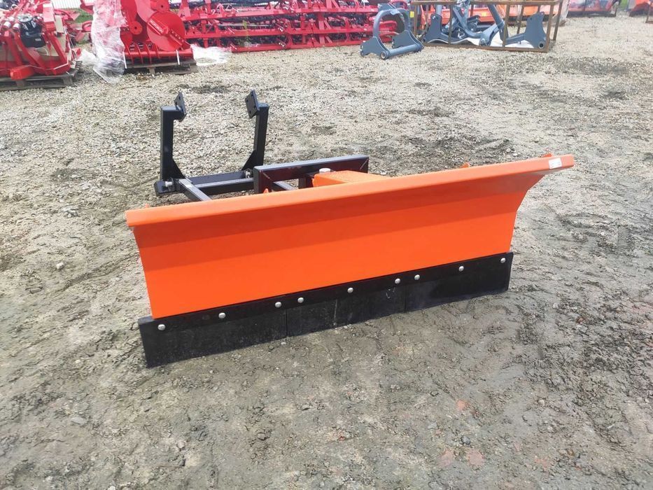 Pług śnieżny na przód ciągnika Ursus C-330 C-360, 3512 MF-235 MF-255