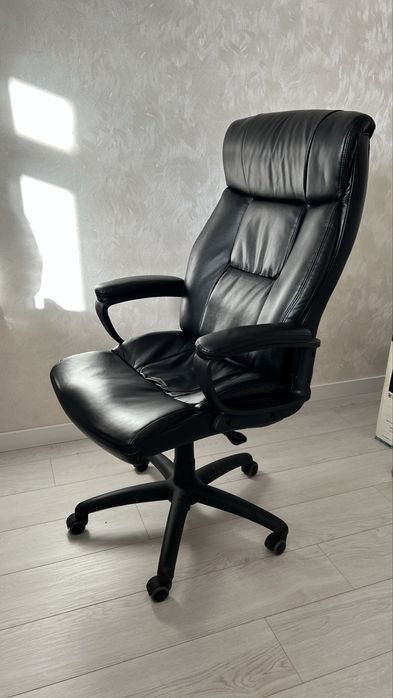 Крісло директора