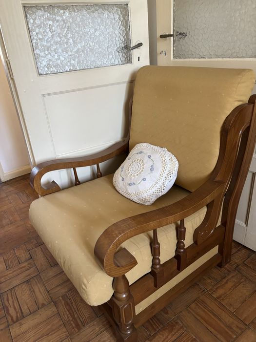 Conjunto Sofa-cama 3 lugares + 2 cadeirões