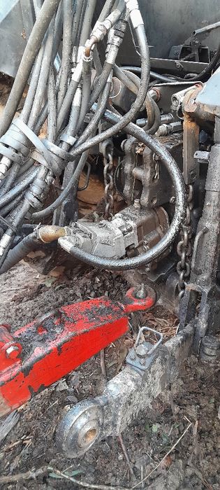 Reboque e grua  florestal