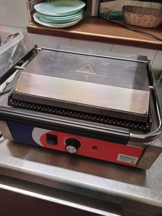 Vende-se material para restauraçao
