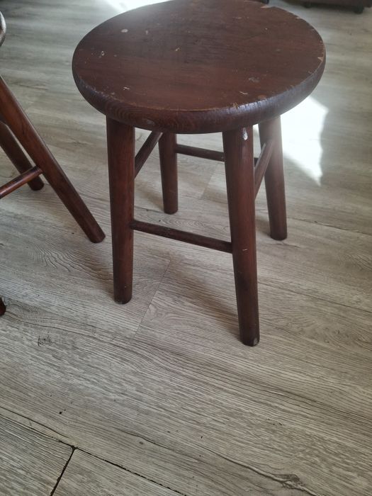 Sprzedam dwa taborety