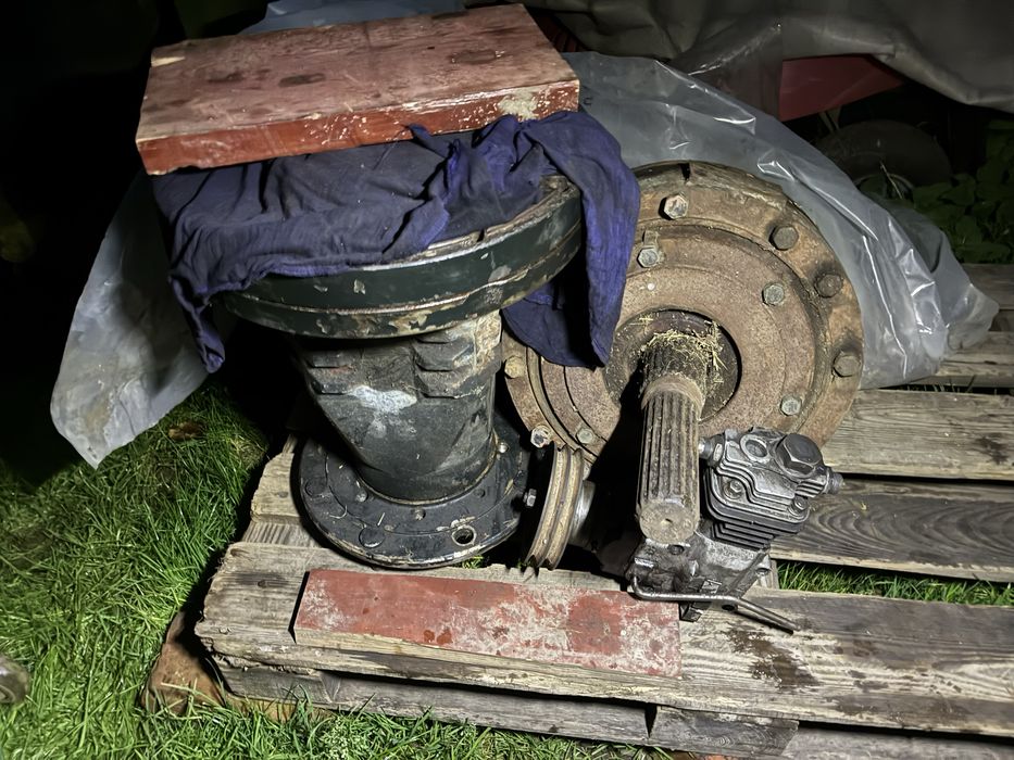 Koło koronowe, wał koła, satelity czesci zwolnica ursus c385, 902