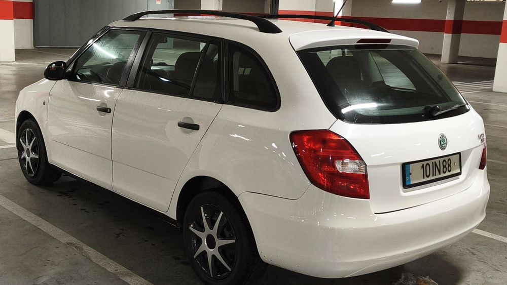 Skoda Fabia break 1.4TDI super econômico em bom estado 2490 negociável
