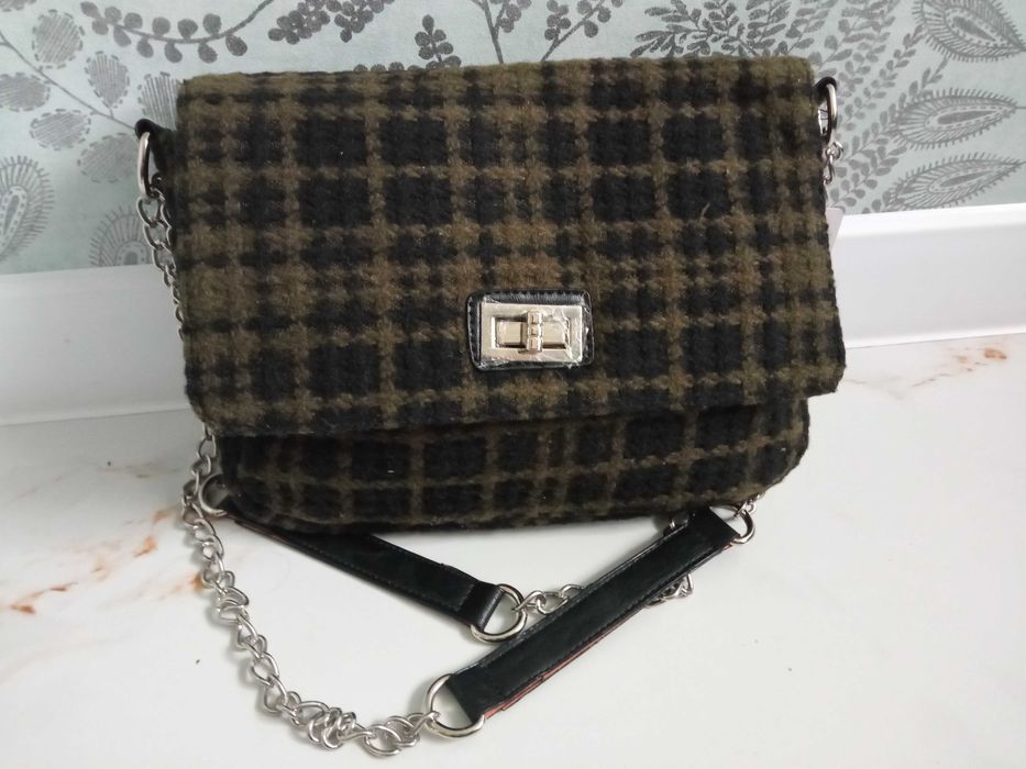 Torebka na łańcuszku Venca