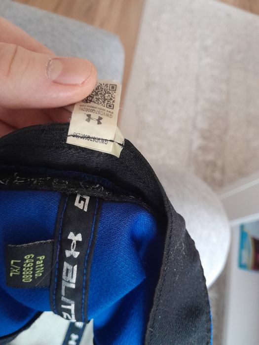 Sprzedam czapkę z daszkiem Under Armour