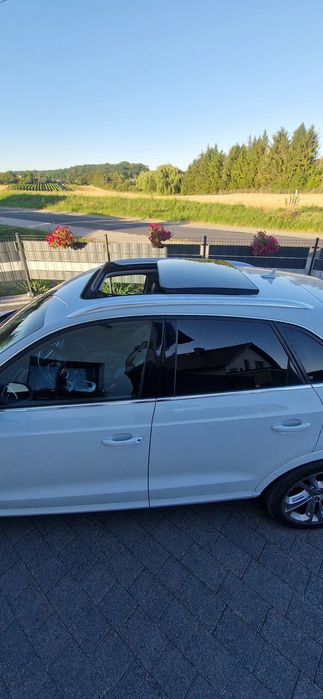 Audi Q3 Audi Q3 2015